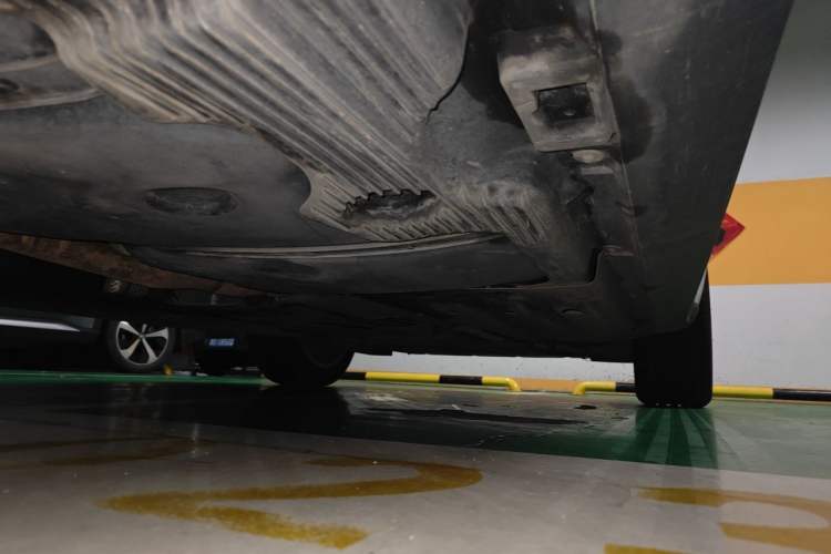 Used Porsche Macan 2021 Macan 2.0T Chassis Rear Right