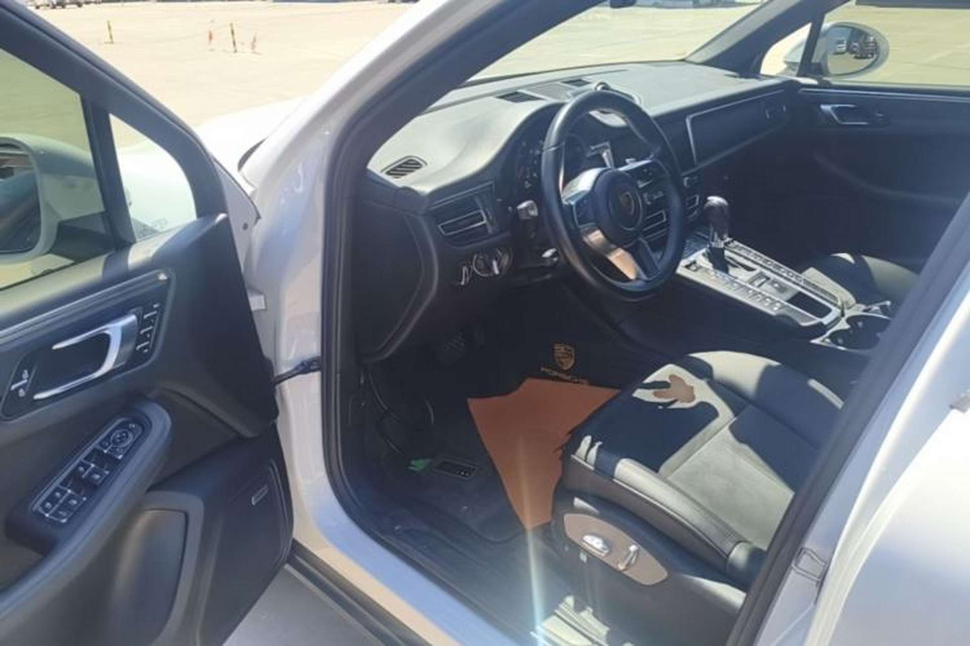 Used Porsche Macan 2021 Macan 2.0T Driver Seat