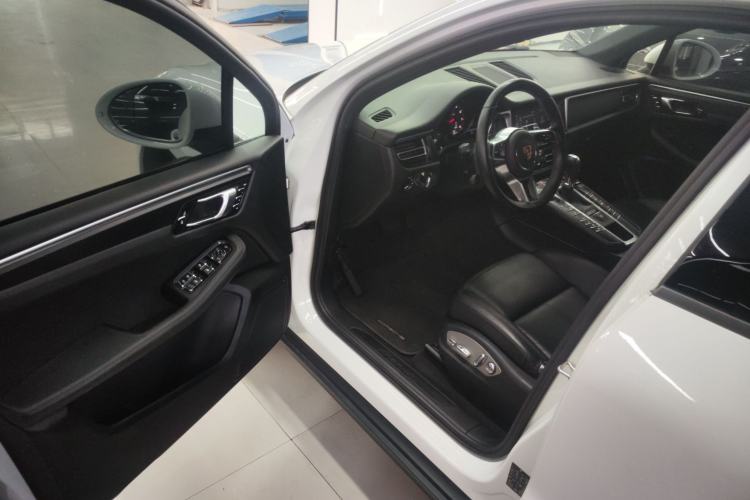Used Porsche Macan 2021 Macan 2.0T Driver Seat