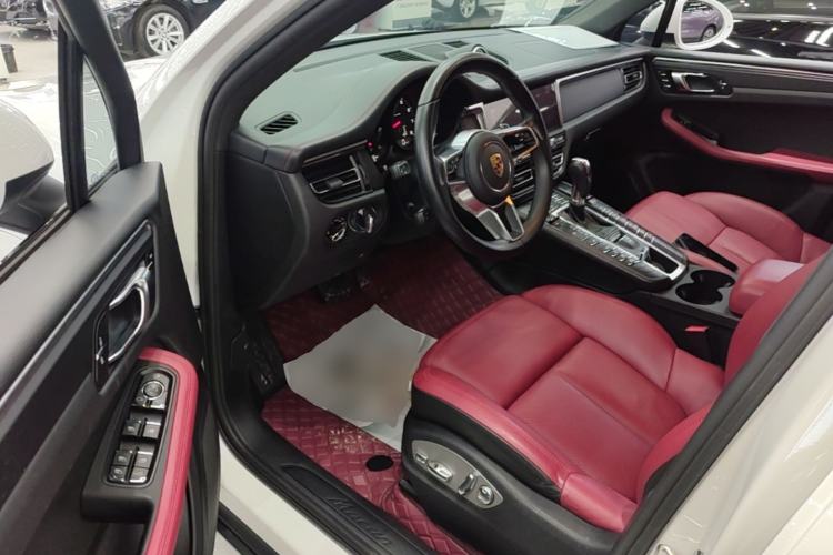 Used Porsche Macan 2021 Macan 2.0T Driver Seat