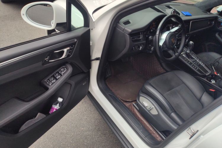 Used Porsche Macan 2021 Macan 2.0T Driver Seat