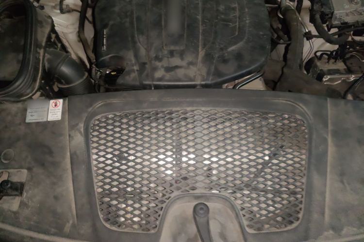 Used Porsche Macan 2021 Macan 2.0T Engine Bay