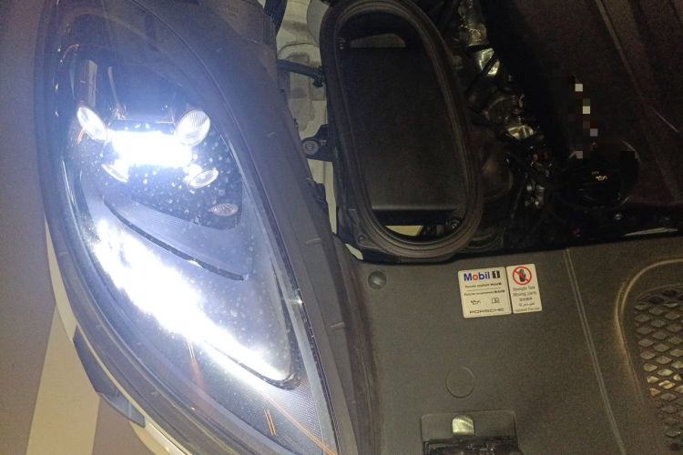 Used Porsche Macan 2021 Macan 2.0T Engine Bay Right