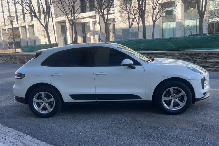 Used Porsche Macan 2021 Macan 2.0T Exterior 1