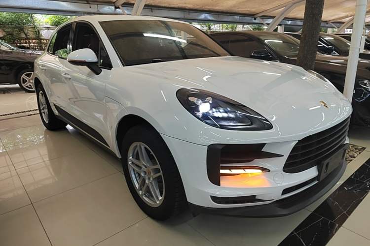 Used Porsche Macan 2021 Macan 2.0T Exterior 1