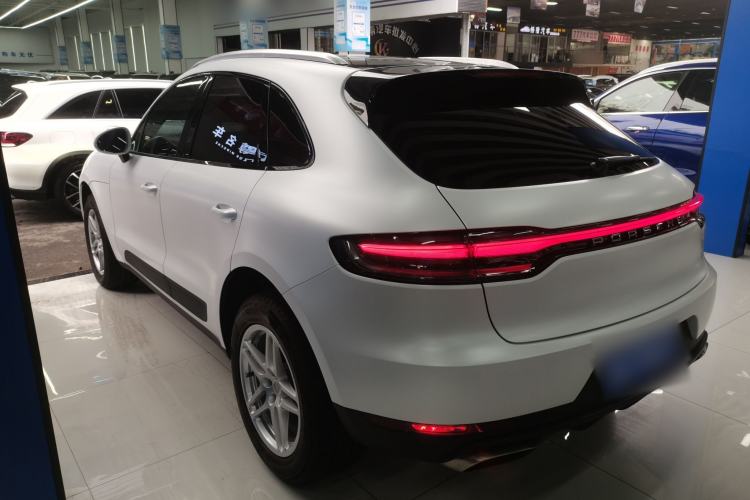 Used Porsche Macan 2021 Macan 2.0T Exterior 2