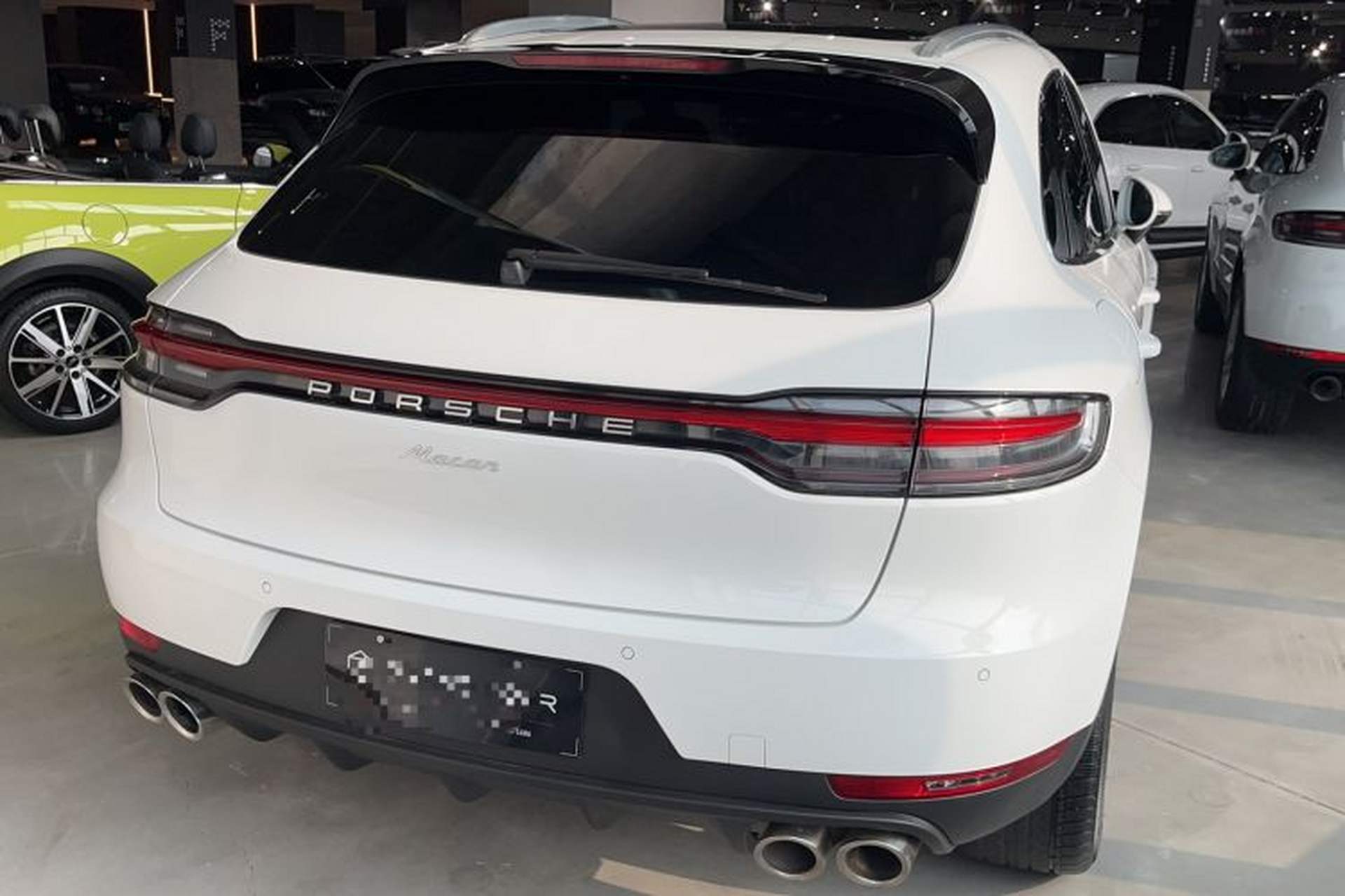 Used Porsche Macan 2021 Macan 2.0T Exterior 3
