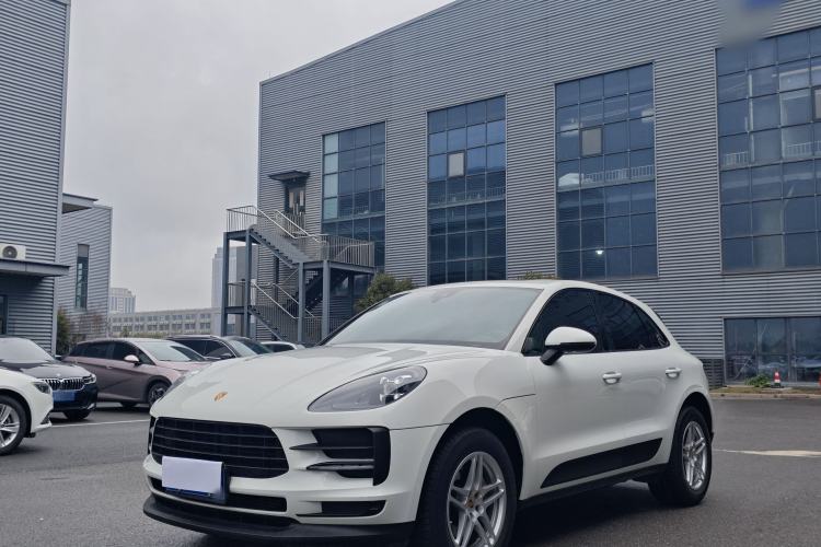 Used Porsche Macan 2021 Macan 2.0T Exterior 3