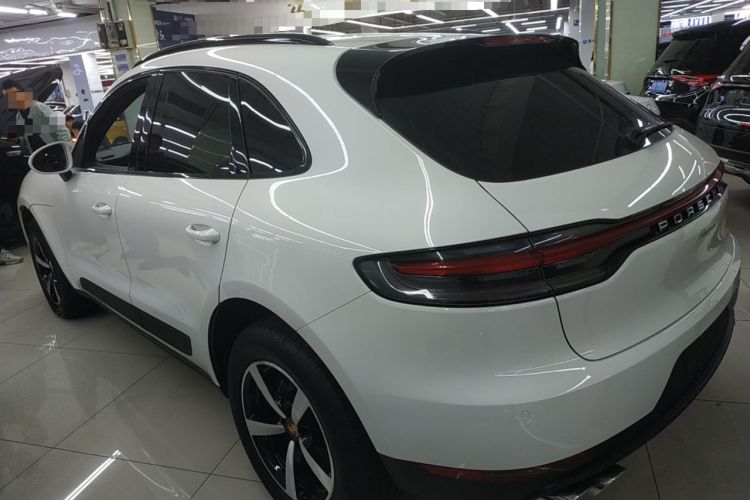 Used Porsche Macan 2021 Macan 2.0T Exterior 3