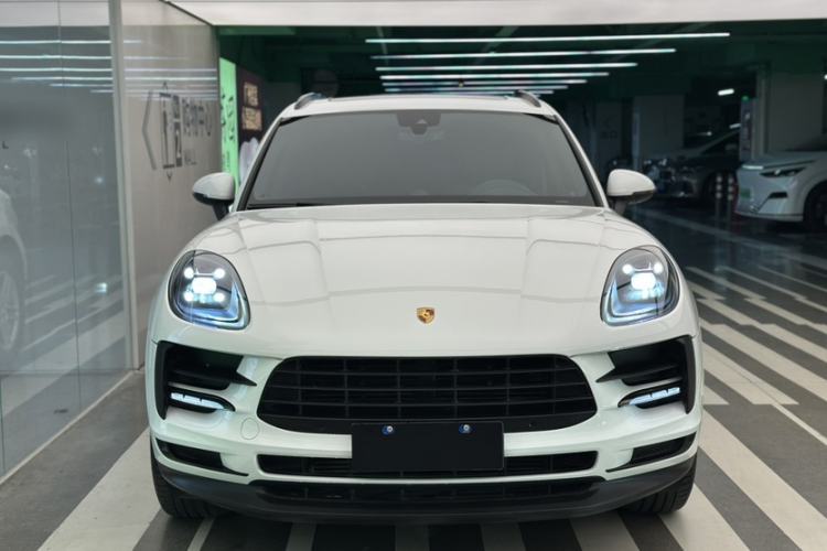 Used Porsche Macan 2021 Macan 2.0T Exterior 3