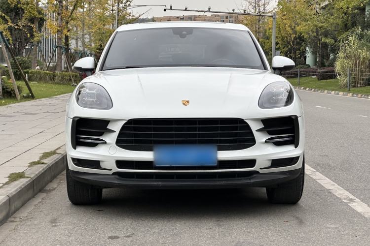 Used Porsche Macan 2021 Macan 2.0T Exterior 4