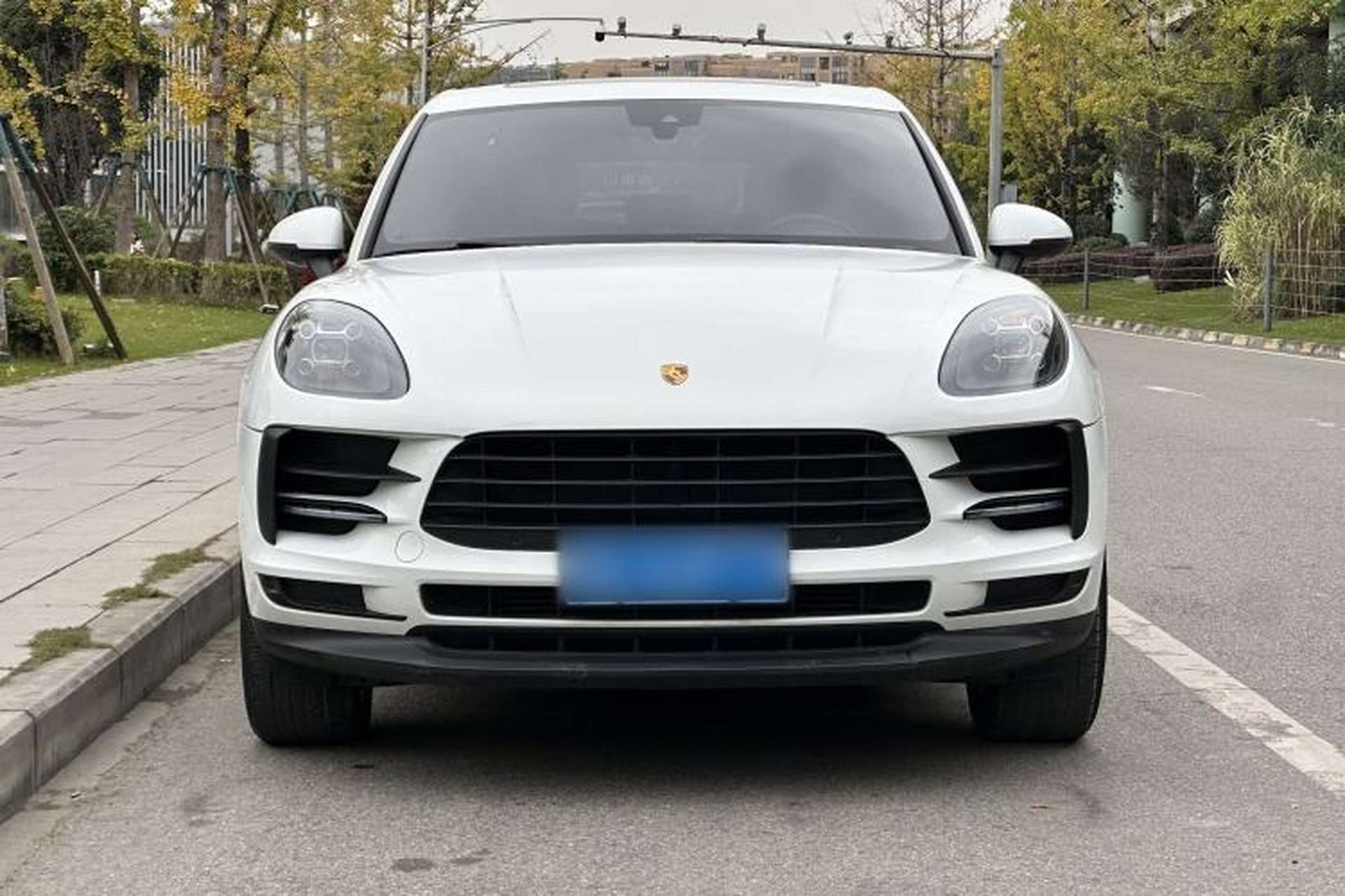 Used Porsche Macan 2021 Macan 2.0T Exterior 4
