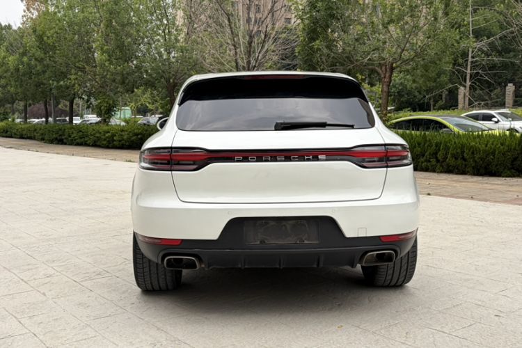 Used Porsche Macan 2021 Macan 2.0T Exterior 5