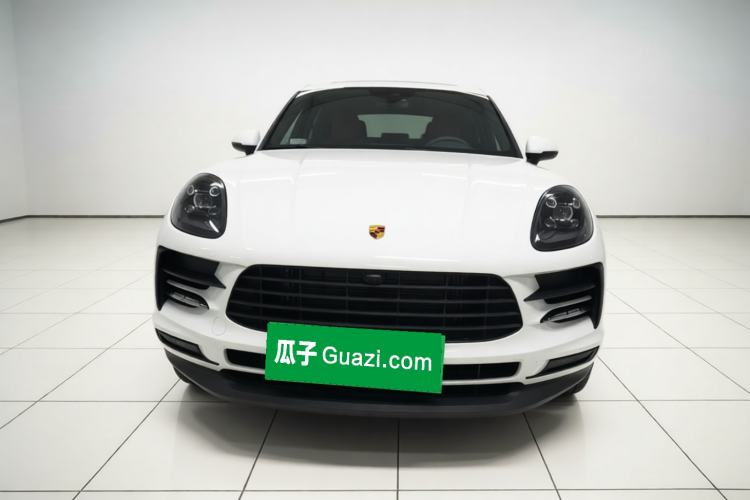 Used Porsche Macan 2021 Macan 2.0T Front