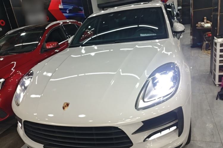 Used Porsche Macan 2021 Macan 2.0T Front