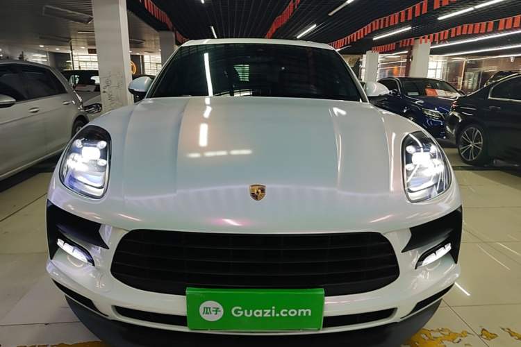 Used Porsche Macan 2021 Macan 2.0T Front
