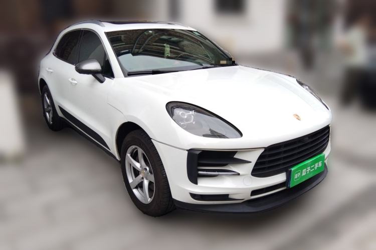 Used Porsche Macan 2021 Macan 2.0T Front Right 45 Deg