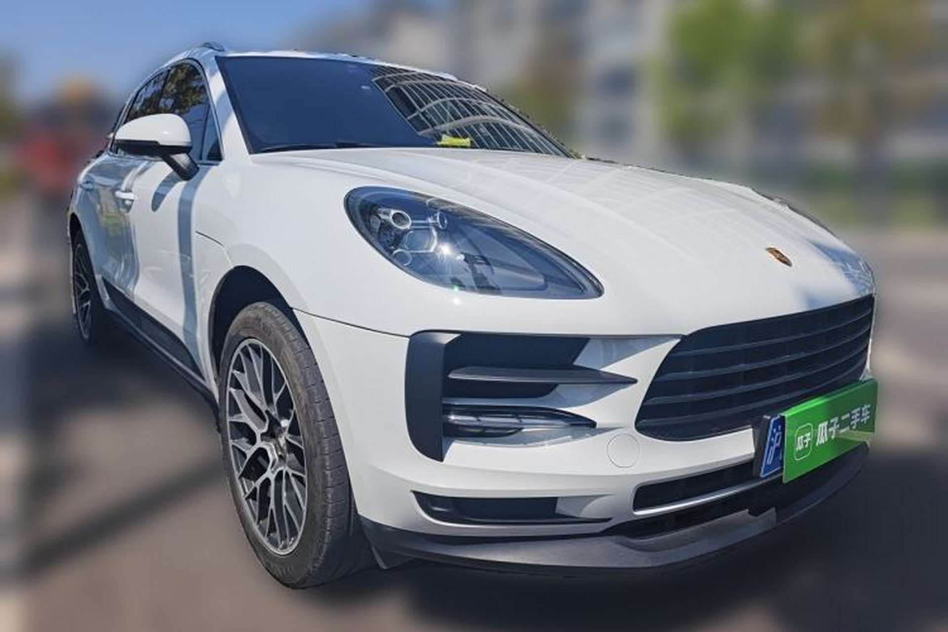 Used Porsche Macan 2021 Macan 2.0T Front Right 45 Deg