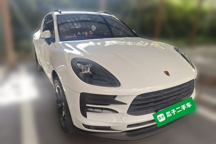 Used Porsche Macan 2021 Macan 2.0T Front Right 45 Deg