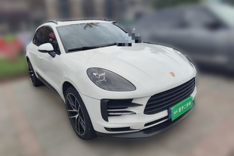 Used Porsche Macan 2021 Macan 2.0T Front Right 45 Deg