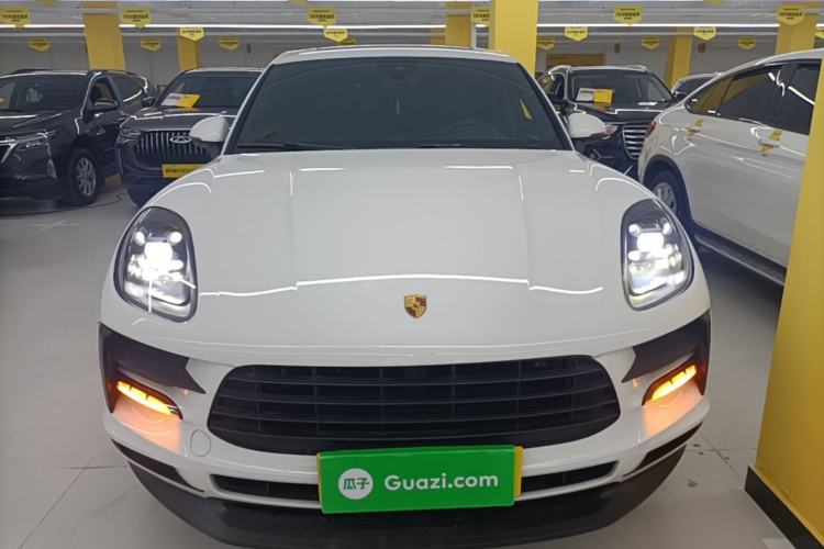 Used Porsche Macan 2021 Macan 2.0T Front