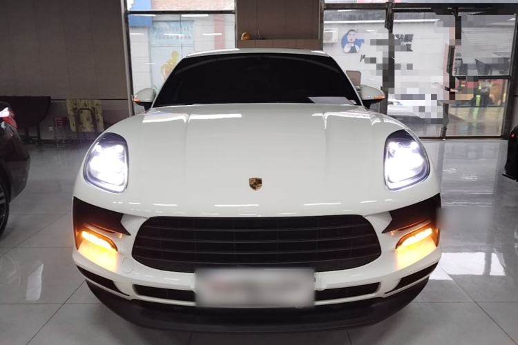 Used Porsche Macan 2021 Macan 2.0T Front