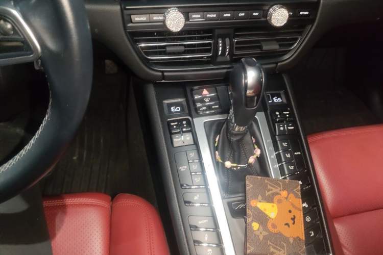 Used Porsche Macan 2021 Macan 2.0T Gear Lever