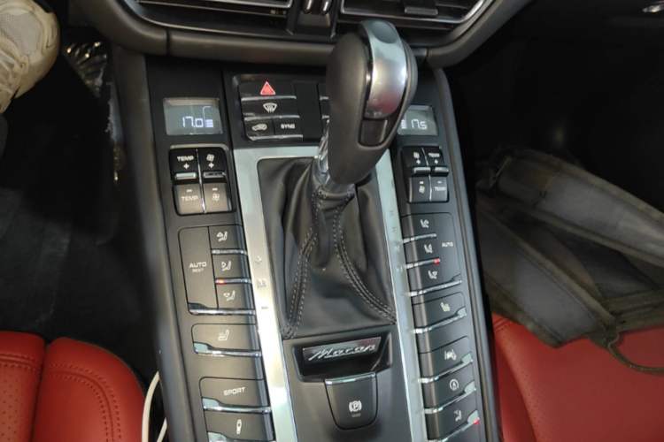 Used Porsche Macan 2021 Macan 2.0T Gear Lever