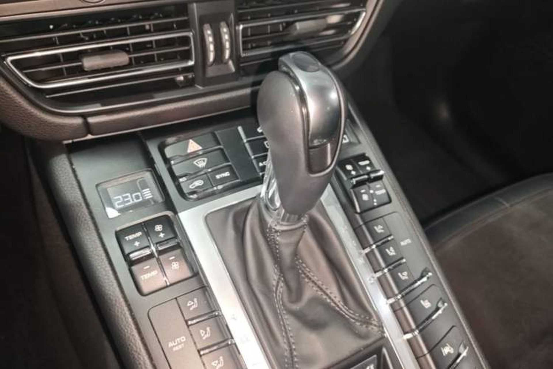 Used Porsche Macan 2021 Macan 2.0T Gear Lever