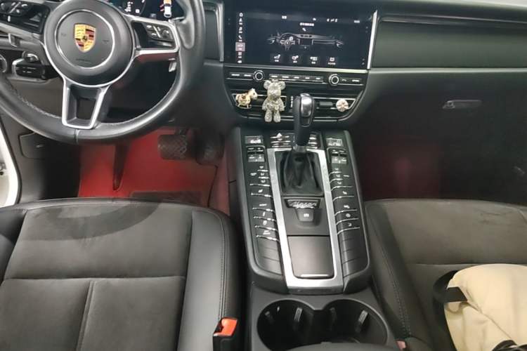 Used Porsche Macan 2021 Macan 2.0T Gear Lever