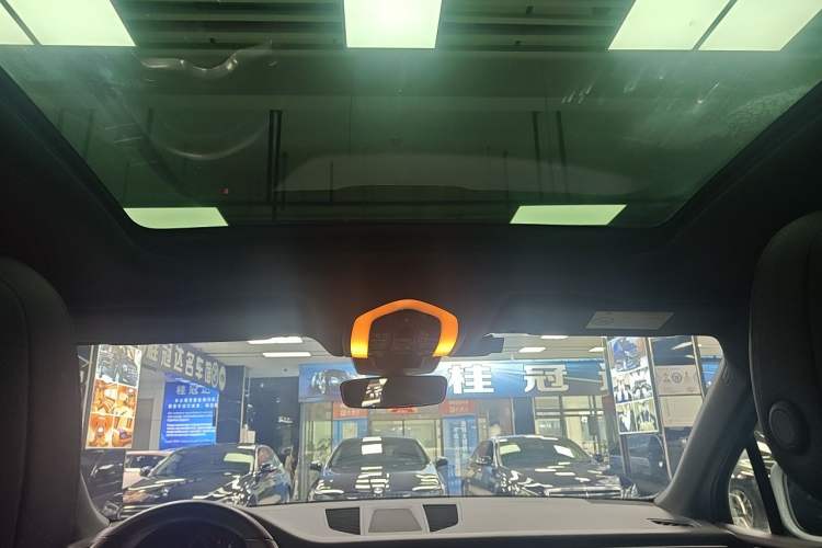Used Porsche Macan 2021 Macan 2.0T Headliner