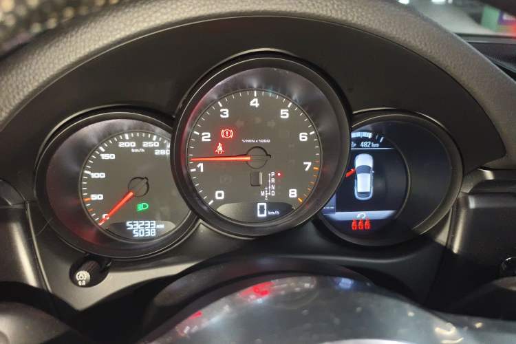 Used Porsche Macan 2021 Macan 2.0T Instrument Cluster