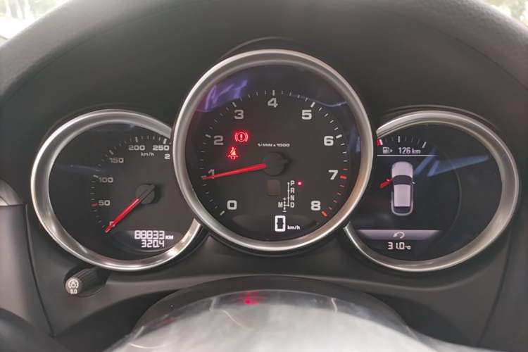 Used Porsche Macan 2021 Macan 2.0T Instrument Cluster