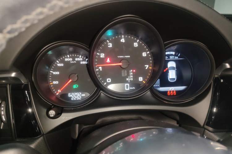 Used Porsche Macan 2021 Macan 2.0T Instrument Cluster