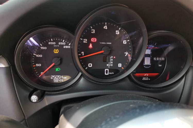 Used Porsche Macan 2021 Macan 2.0T Instrument Cluster