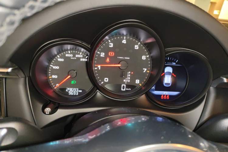 Used Porsche Macan 2021 Macan 2.0T Instrument Cluster
