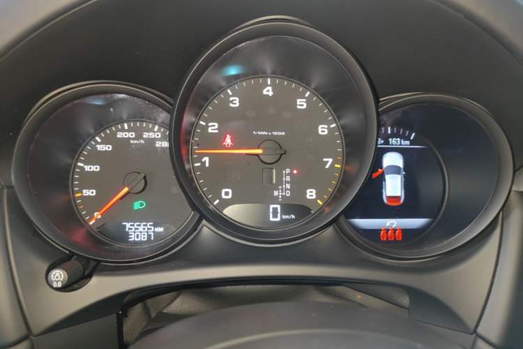 Used Porsche Macan 2021 Macan 2.0T Instrument Cluster