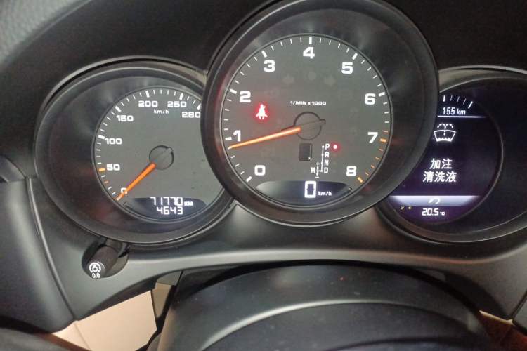 Used Porsche Macan 2021 Macan 2.0T Instrument Cluster