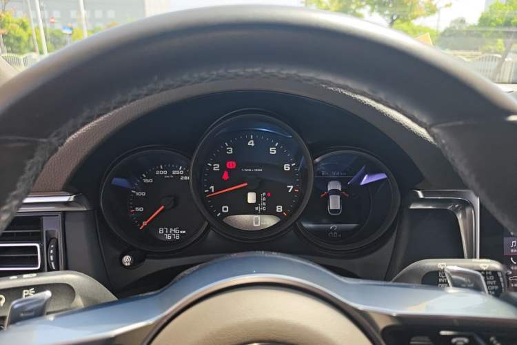 Used Porsche Macan 2021 Macan 2.0T Instrument Cluster