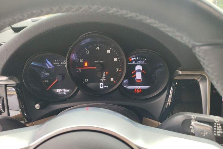 Used Porsche Macan 2021 Macan 2.0T Instrument Cluster