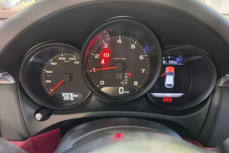 Used Porsche Macan 2021 Macan 2.0T Instrument Cluster