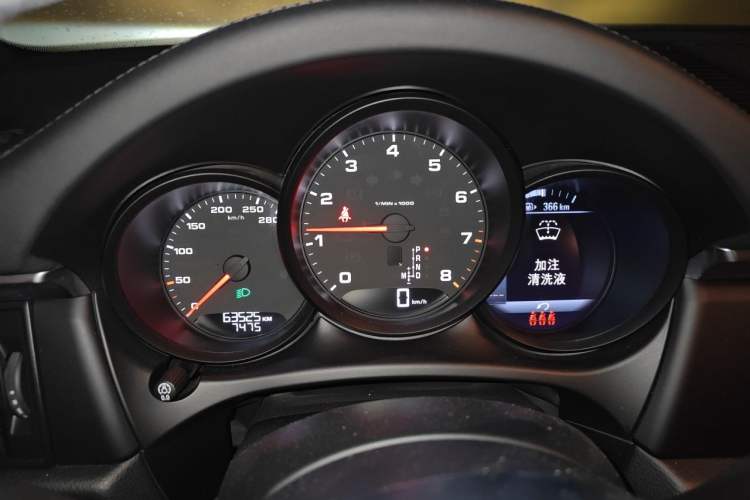 Used Porsche Macan 2021 Macan 2.0T Instrument Cluster