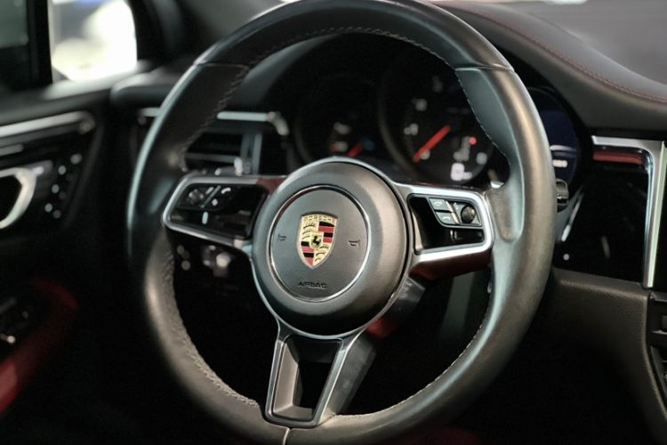 Used Porsche Macan 2021 Macan 2.0T Interior 2