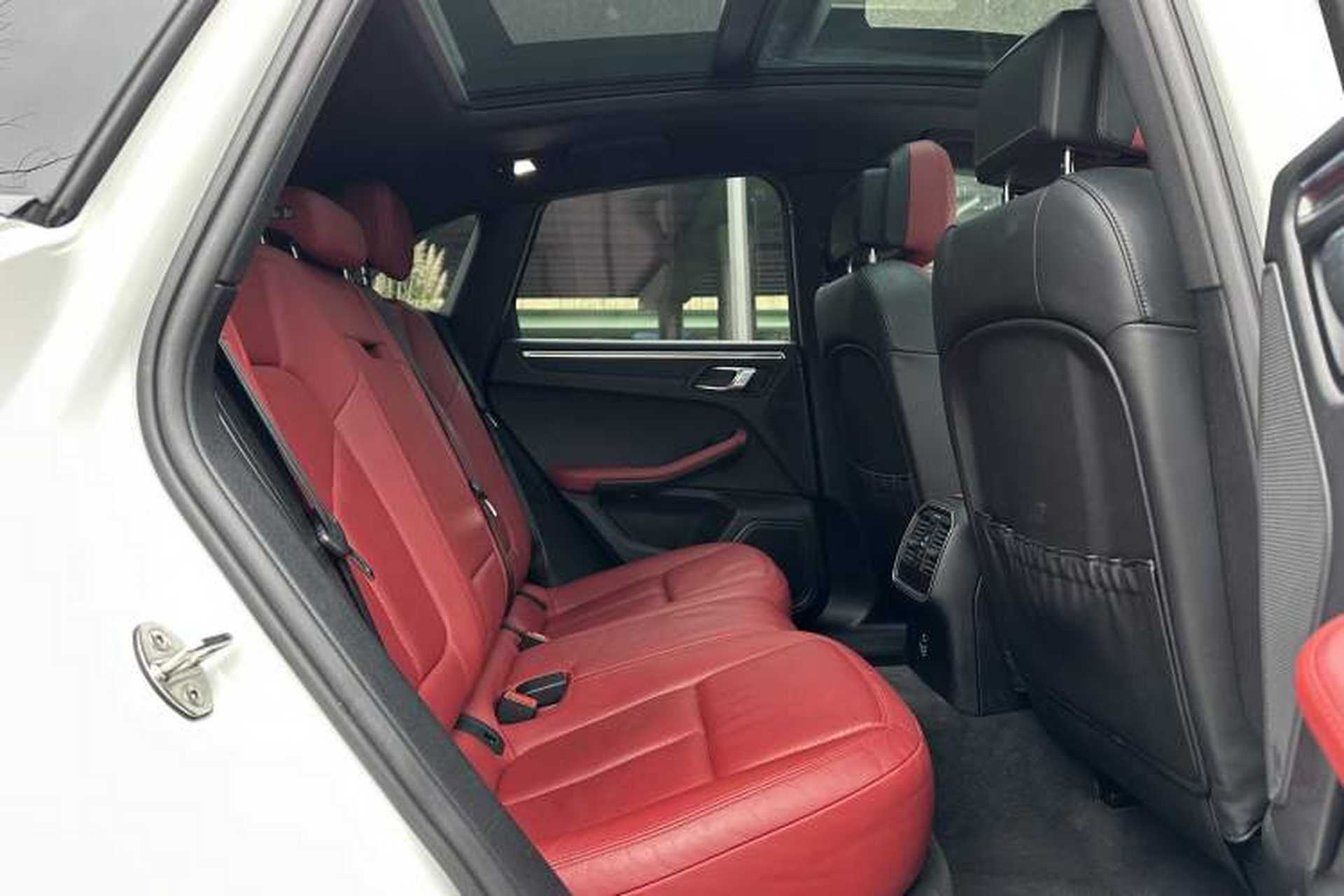 Used Porsche Macan 2021 Macan 2.0T Interior 4