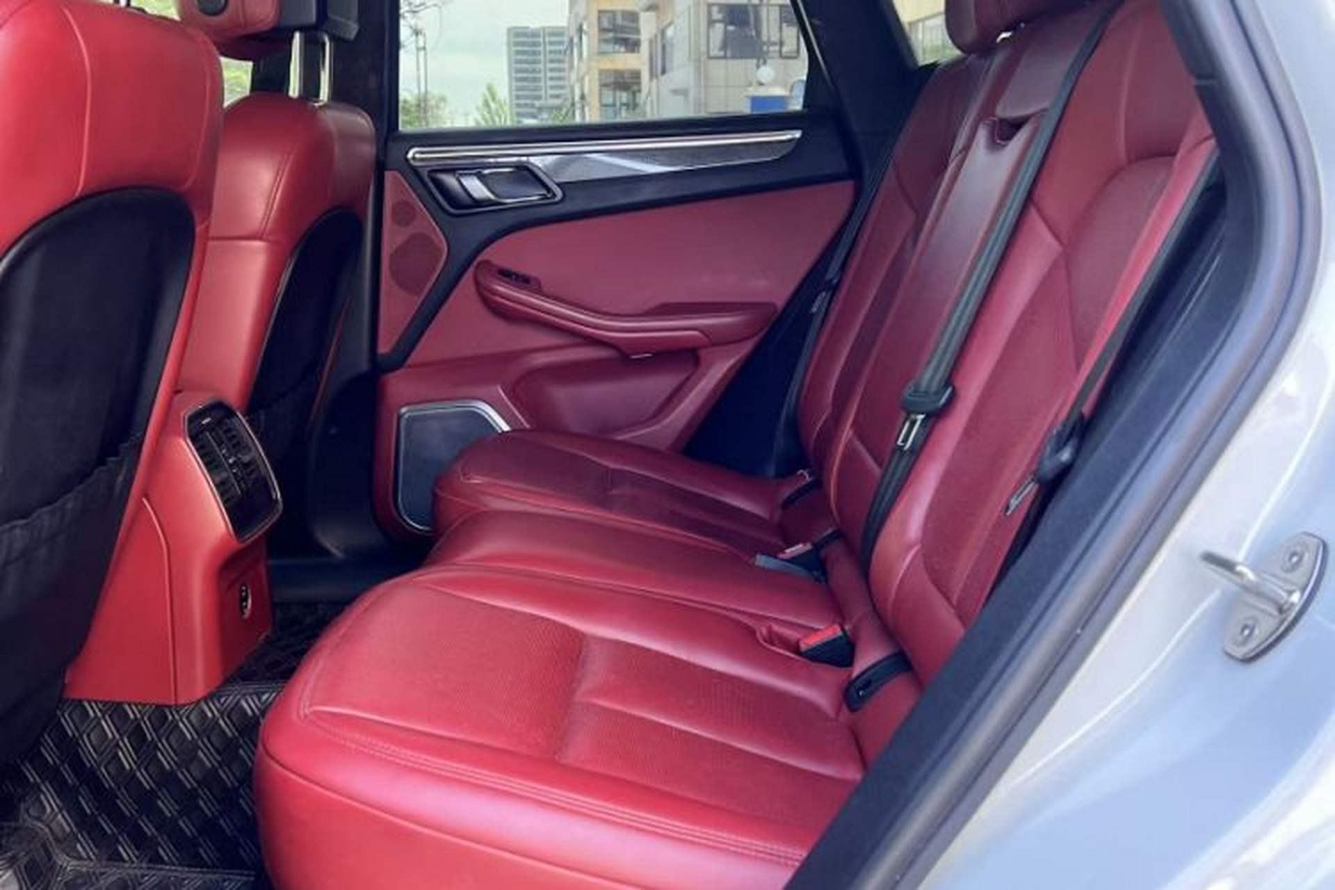 Used Porsche Macan 2021 Macan 2.0T Interior 4