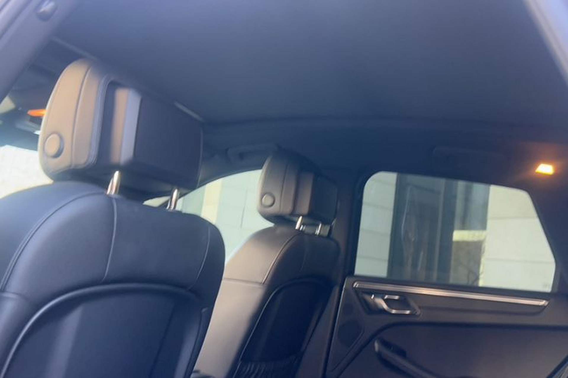 Used Porsche Macan 2021 Macan 2.0T Interior 8
