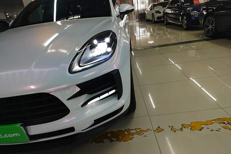 Used Porsche Macan 2021 Macan 2.0T Left Front Headlight