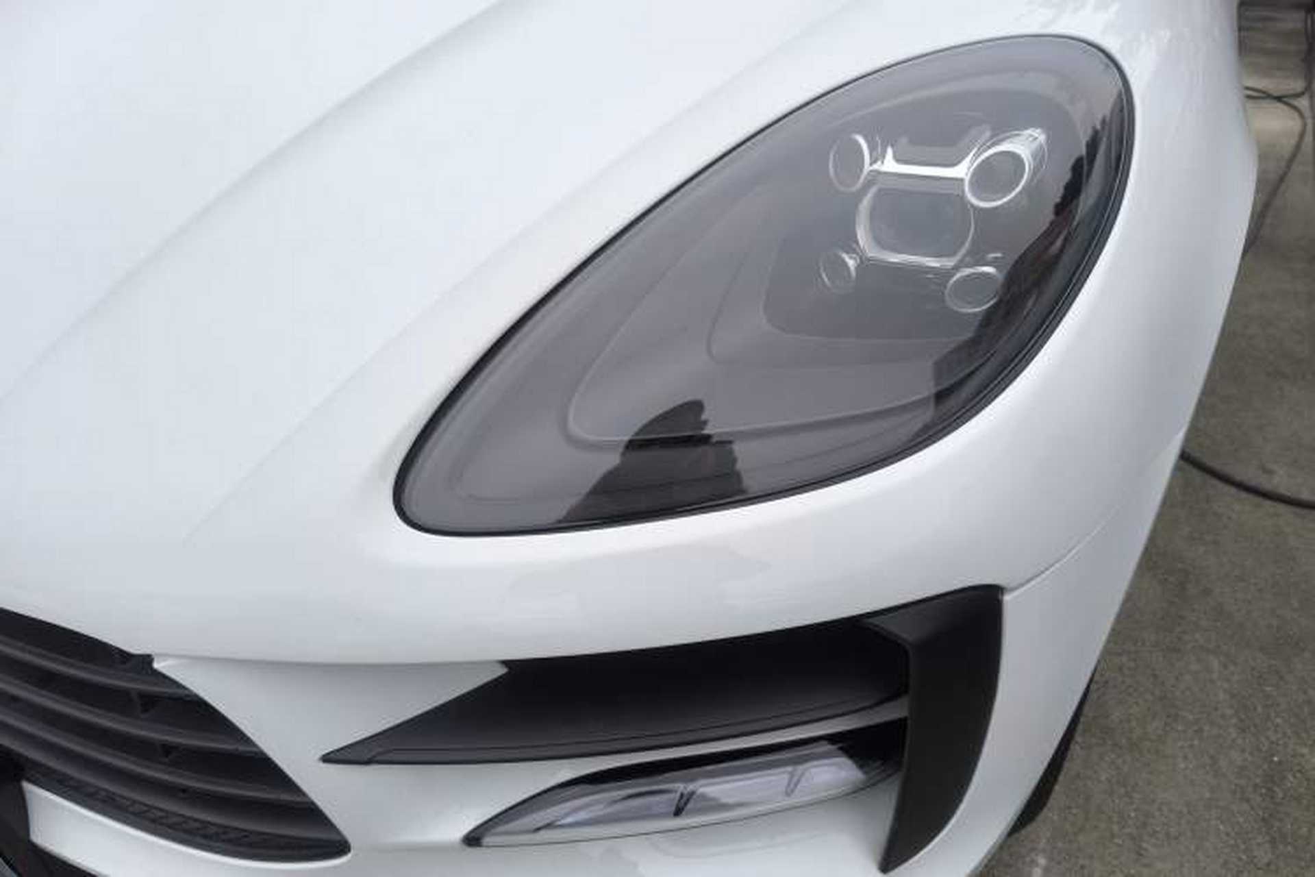 Used Porsche Macan 2021 Macan 2.0T Left Front Headlight