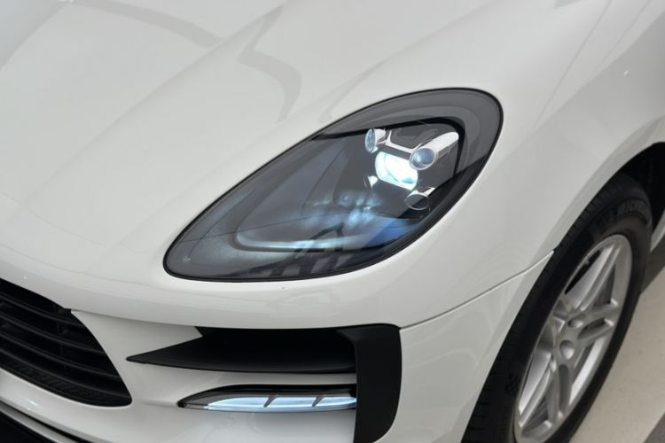 Used Porsche Macan 2021 Macan 2.0T Left Front Headlight