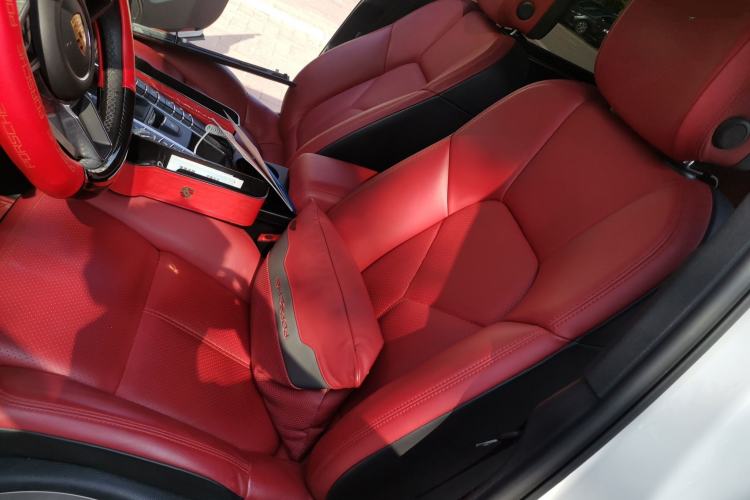 Used Porsche Macan 2021 Macan 2.0T Left Front Seat